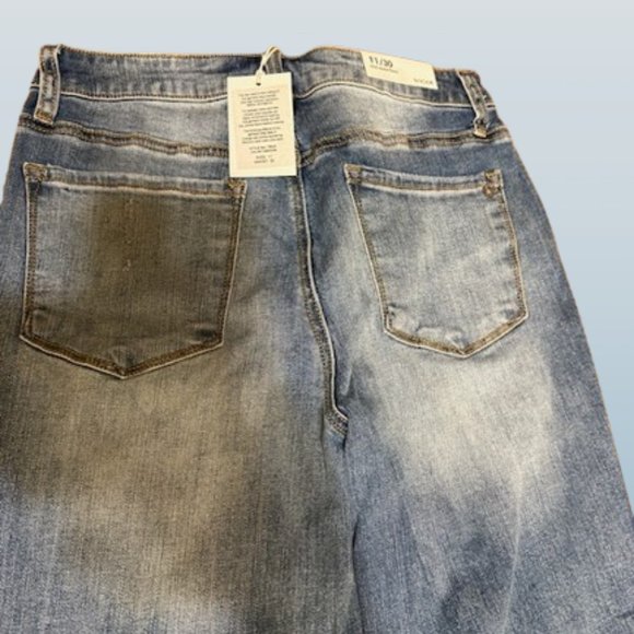 Tricot High Rise Fray Ankle Hem Jeans  (2) - Picture 4 of 7